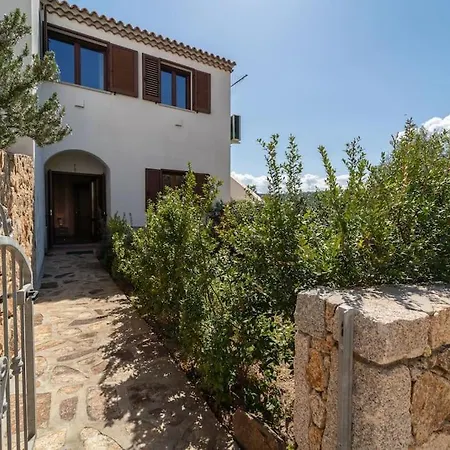 Villetta Spaziosa, Con Ampio Dehor E Giardino Feriehus