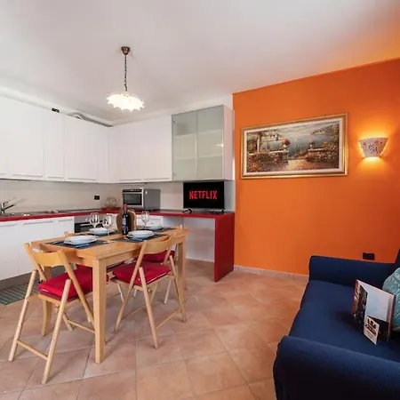 Villetta Spaziosa, Con Ampio Dehor E Giardino *
